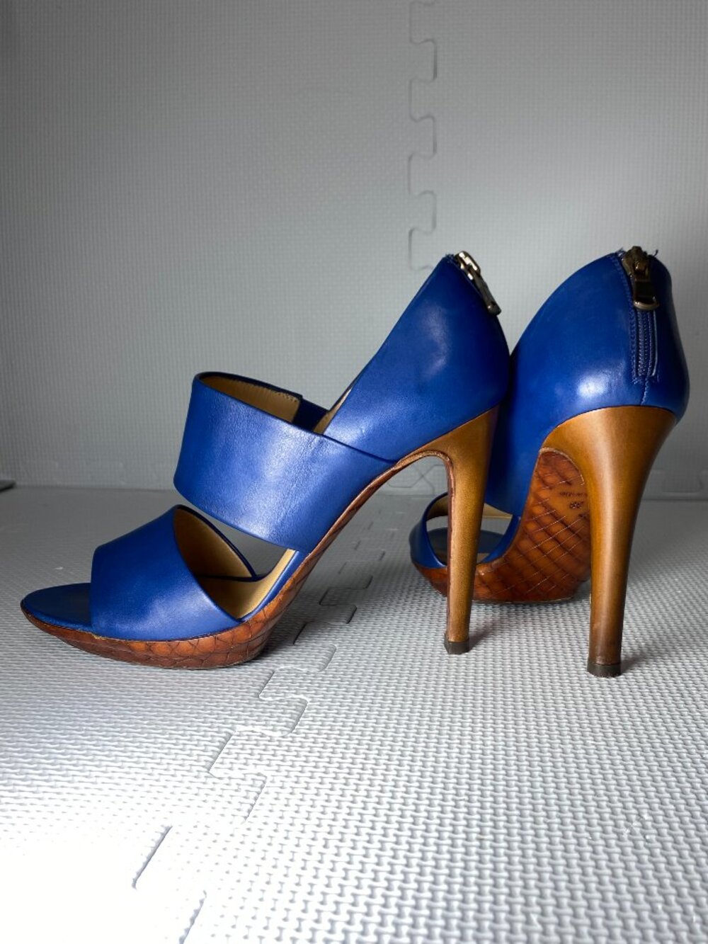 BOTTEGA VENETA Made in Italy Blue Brown Leather Heel Platform Sandals Sz 38 8